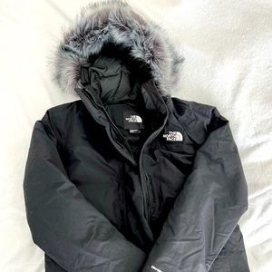 The North Face Women’ Arctic Parka - Black